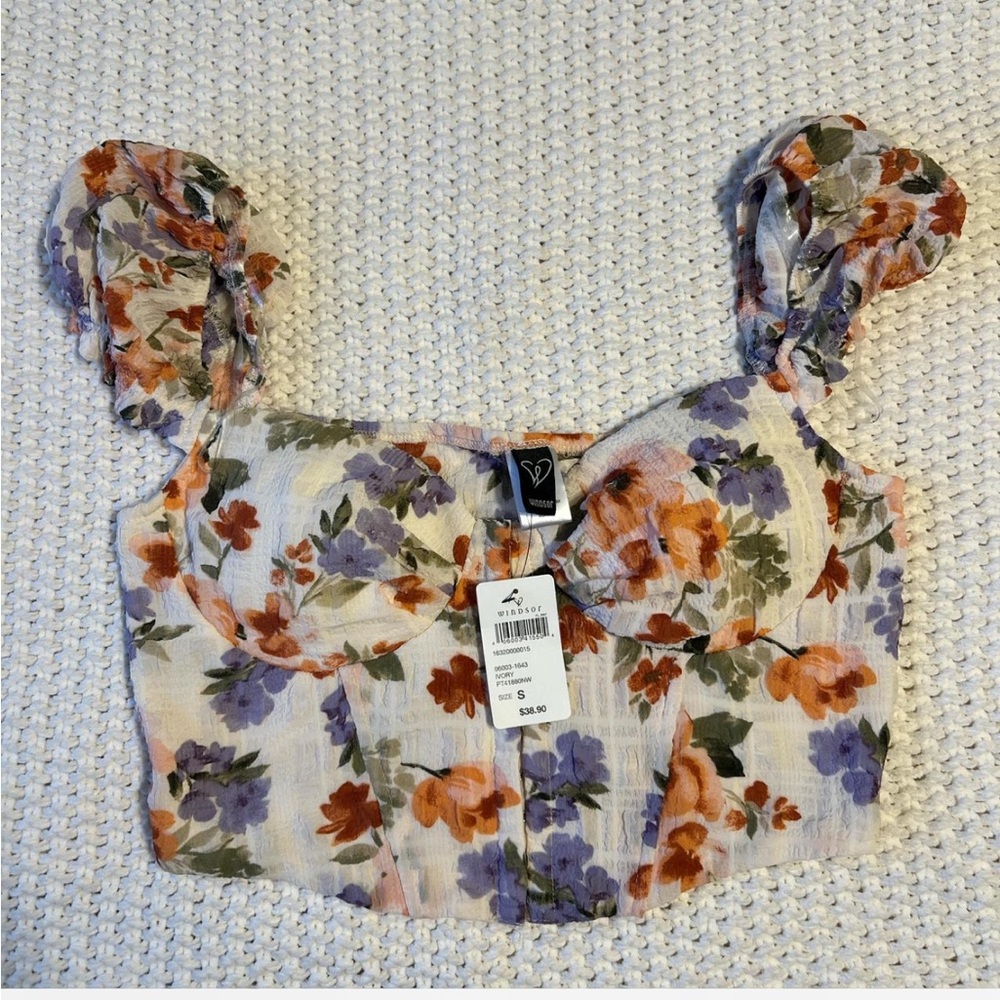 Floral Crop Top with Ruffled Sleeves